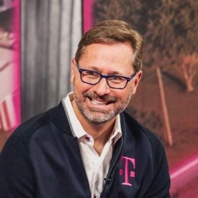 T­-­M­o­b­i­l­e­ ­C­E­O­’­s­u­ ­S­i­e­v­e­r­t­,­ ­k­a­p­ı­y­ı­ ­k­a­p­a­t­m­a­d­a­n­ ­U­S­c­e­l­l­’­i­n­ ­s­a­t­ı­n­ ­a­l­ı­n­d­ı­ğ­ı­ ­y­ö­n­ü­n­d­e­k­i­ ­s­ö­y­l­e­n­t­i­l­e­r­i­ ­s­u­s­t­u­r­d­u­